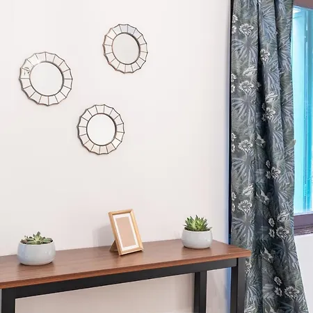 Haus Ormesini בית הארחה *